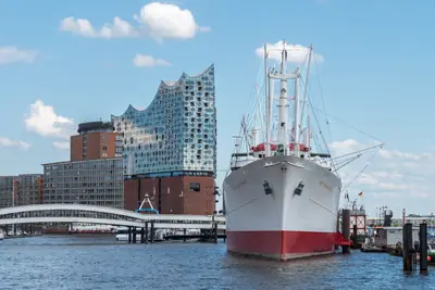 The Elbphilharmonie concert hall on the Elbe, Hamburg