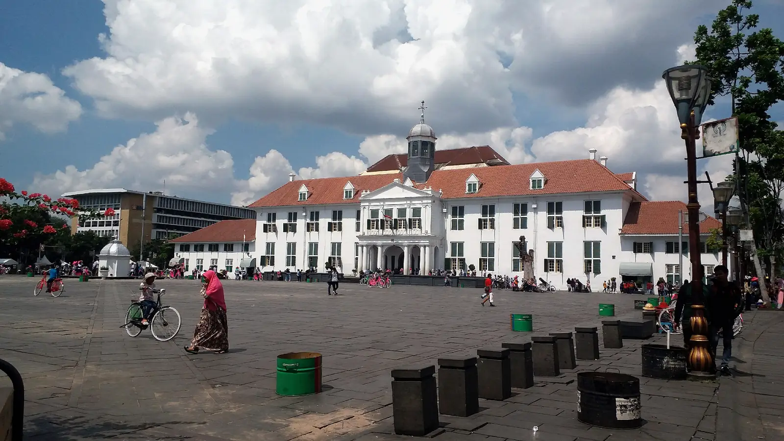 The old Stadhuis (Jakarta History Museum) on Fatahillah Square