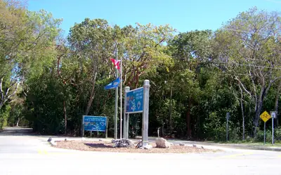 The entrance area of John Pennekamp Coral Reef State Park, Key Largo
