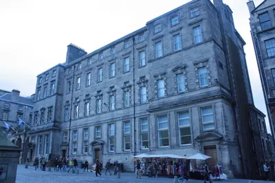 Edinburgh City Chambers on the Royal Mile, built over the buried closes that the tour visits