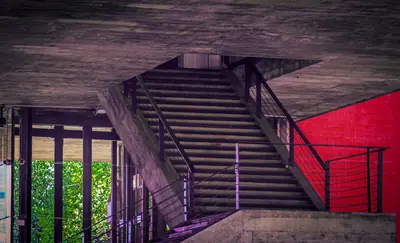 The red staircase under MASP's suspended galleries
