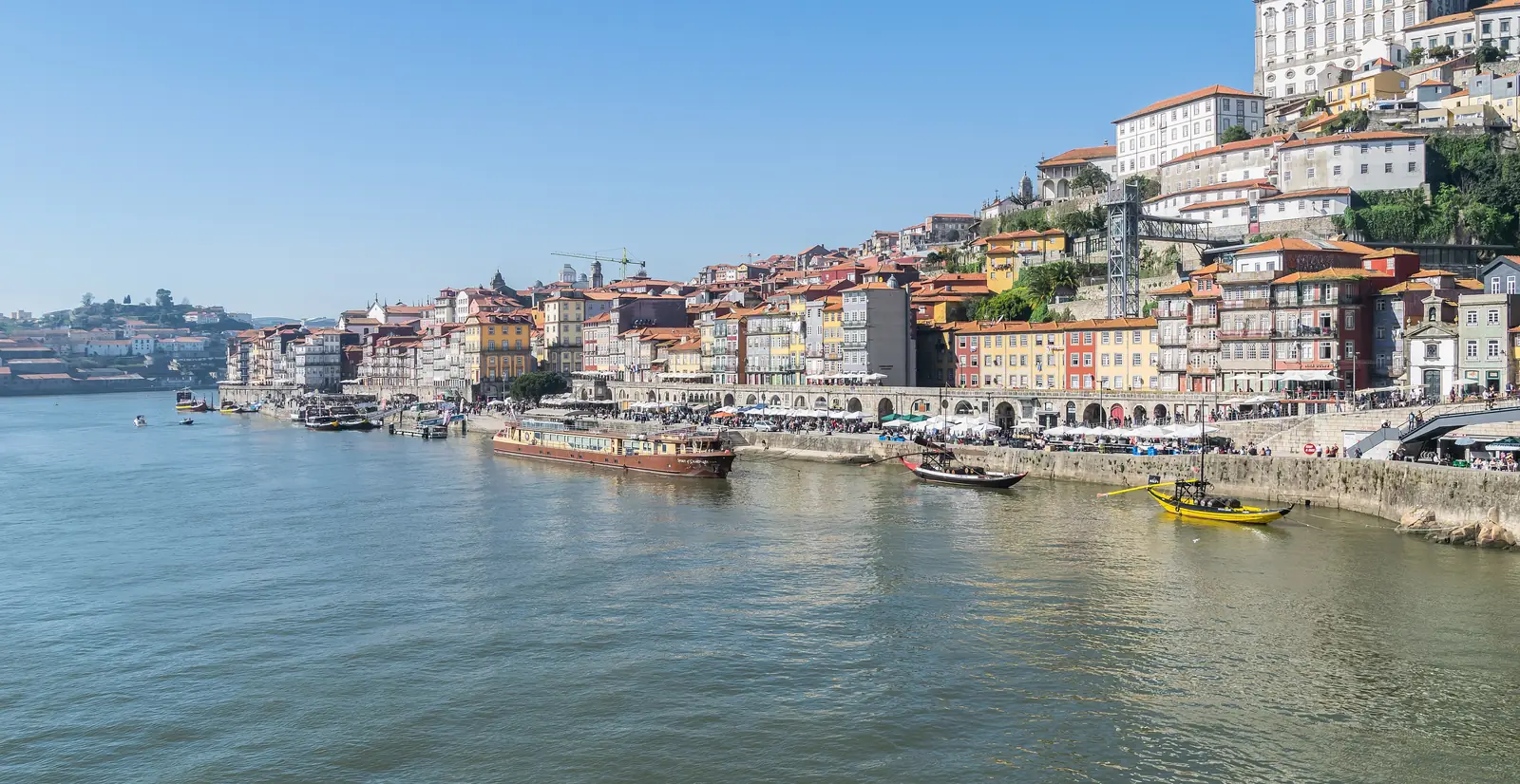 The Ribeira riverfront, Porto, seen from the Dom Luís I bridge