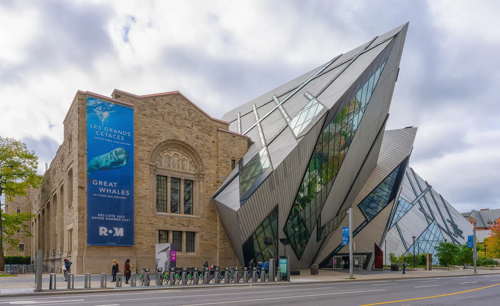 The Royal Ontario Museum and its Michael Lee-Chin Crystal, Toronto