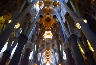 Tree-like columns and vaults of the Sagrada Família nave