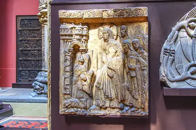Plaster casts of monumental sculpture in the V&A's Cast Courts