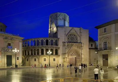 Plaza de la Virgen and Valencia Cathedral at night